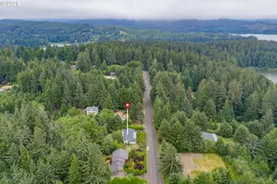 83224 Clear Lake Rd, Florence, OR 97439 - Photo 41