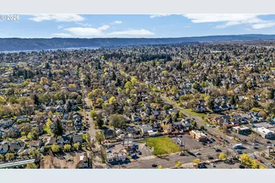 5814 NE 6th Ave, Portland, OR 97211 - Photo 33