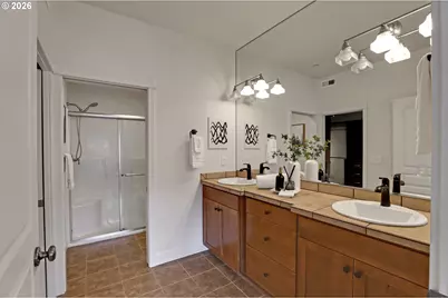 10316 SE Bristol Ct, Happy Valley, OR 97086 - Photo 15