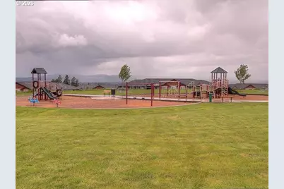 10316 SE Bristol Ct, Happy Valley, OR 97086 - Photo 29