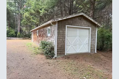 700 Quattomah Ln, Port Orford, OR 97465 - Photo 15