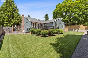 20 NW Wilson Ave, Gresham, OR 97030 - Photo 5