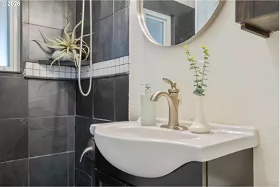 6025 SE Knight St, Portland, OR 97206 - Photo 19