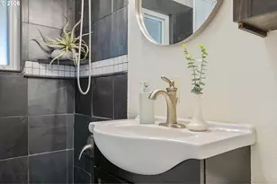 6025 SE Knight St, Portland, OR 97206 - Photo 19