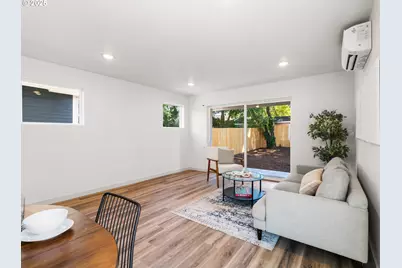 114 NE 74th Ave, Portland, OR 97213 - Photo 9