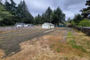 90689 Libby Ln, Coos Bay, OR 97420 - Photo 1
