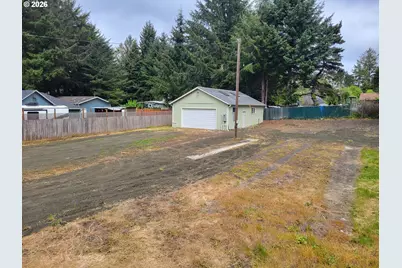 90689 Libby Ln, Coos Bay, OR 97420 - Photo 3