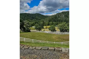1068 Rice Creek Rd, Winston, OR 97496 - Photo 3