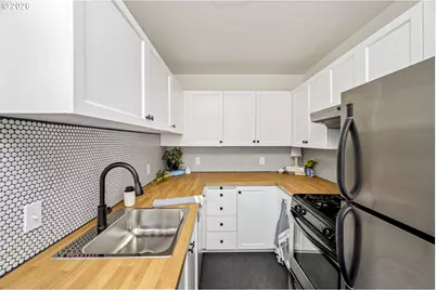 701 NE 28th Ave #36, Portland, OR 97232 - Photo 17