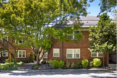 701 NE 28th Ave #36, Portland, OR 97232 - Photo 1