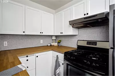 701 NE 28th Ave #36, Portland, OR 97232 - Photo 19
