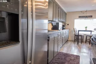 4348 Essex St, Salem, OR 97317 - Photo 9