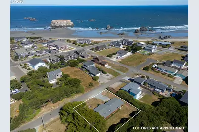 865 SW Newport Ave, Bandon, OR 97411 - Photo 1