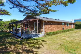 865 SW Newport Ave, Bandon, OR 97411 - Photo 25