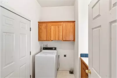 26221 Old Holley Rd, Sweet Home, OR 97386 - Photo 19