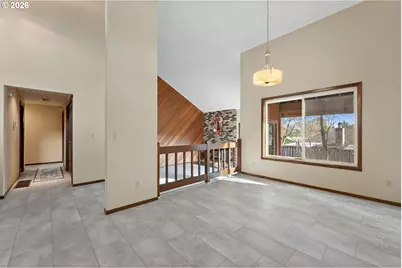 2398 SW Tegart Ave, Gresham, OR 97080 - Photo 9