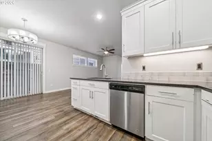 5231 SE Davis Rd, Hillsboro, OR 97123 - Photo 13