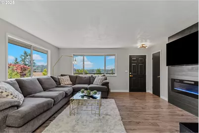 14021 SE Lucille St, Happy Valley, OR 97086 - Photo 5