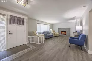 1631 NW 33rd St, Lincoln City, OR 97367 - Photo 11