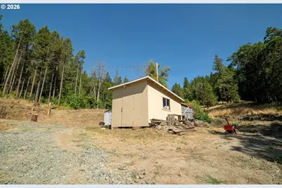 3902 S Myrtle Rd, Myrtle Creek, OR 97457 - Photo 41