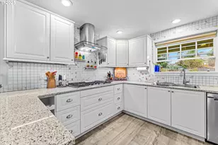 10410 SW Serene Pl, Wilsonville, OR 97070 - Photo 13