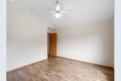 237 NE Wilcox St, Hillsboro, OR 97124 - Photo 31