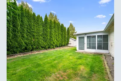 237 NE Wilcox St, Hillsboro, OR 97124 - Photo 37