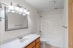 237 NE Wilcox St, Hillsboro, OR 97124 - Photo 29