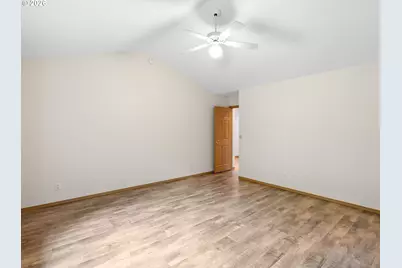 237 NE Wilcox St, Hillsboro, OR 97124 - Photo 23