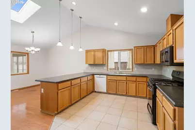 237 NE Wilcox St, Hillsboro, OR 97124 - Photo 11