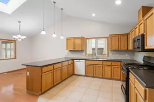 237 NE Wilcox St, Hillsboro, OR 97124 - Photo 11