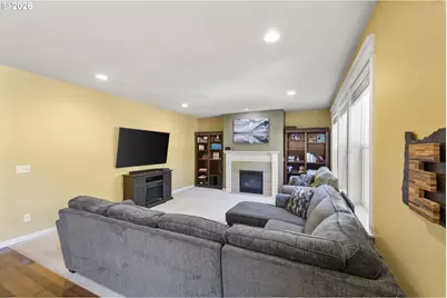 328 N Oak Leaf St, Newberg, OR 97132 - Photo 15