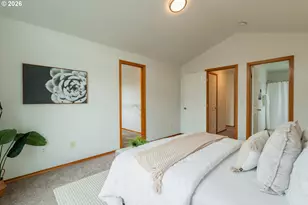 7870 SE Springwater Dr, Portland, OR 97206 - Photo 25