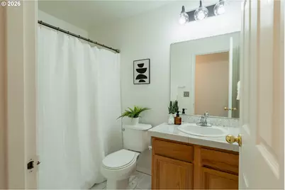 7870 SE Springwater Dr, Portland, OR 97206 - Photo 31
