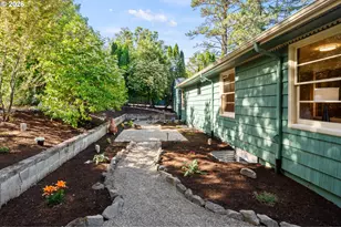 4575 SW Dogwood Ln, Portland, OR 97225 - Photo 35