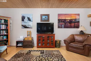 225 NW Brook St, Newport, OR 97365 - Photo 5