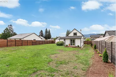 406 E Jones St, Yacolt, WA 98675 - Photo 27