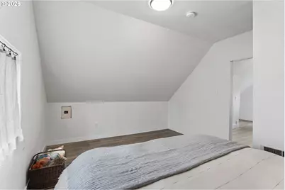406 E Jones St, Yacolt, WA 98675 - Photo 25