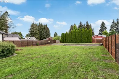 406 E Jones St, Yacolt, WA 98675 - Photo 33
