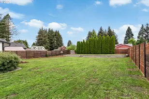 406 E Jones St, Yacolt, WA 98675 - Photo 33