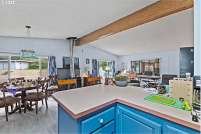 1050 N Cedar Point Rd #B06, Coquille, OR 97423 - Photo 17