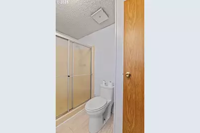 1050 N Cedar Point Rd #B06, Coquille, OR 97423 - Photo 31