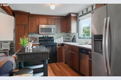 1549 NW Grove St NW #N/A, Newport, OR 97365 - Photo 17