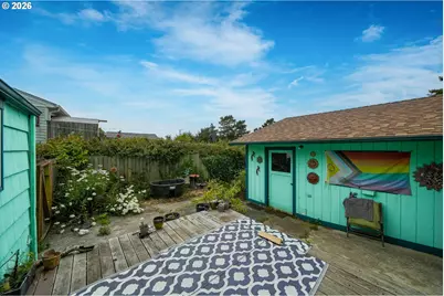1549 NW Grove St NW #N/A, Newport, OR 97365 - Photo 7