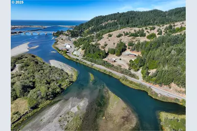 0 N Bank Rogue River, Gold Beach, OR 97444 - Photo 19