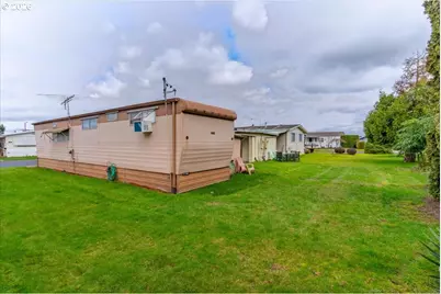 5422 Portland Rd NE #10, Salem, OR 97305 - Photo 25