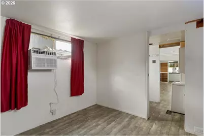 5422 Portland Rd NE #10, Salem, OR 97305 - Photo 21