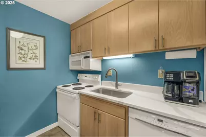 1000 SE Bay Blvd #140, Newport, OR 97365 - Photo 23