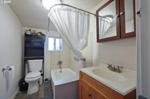 807 Garibaldi Ave, Garibaldi, OR 97118 - Photo 17