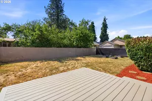 5201 9th Ct SE, Salem, OR 97306 - Photo 31